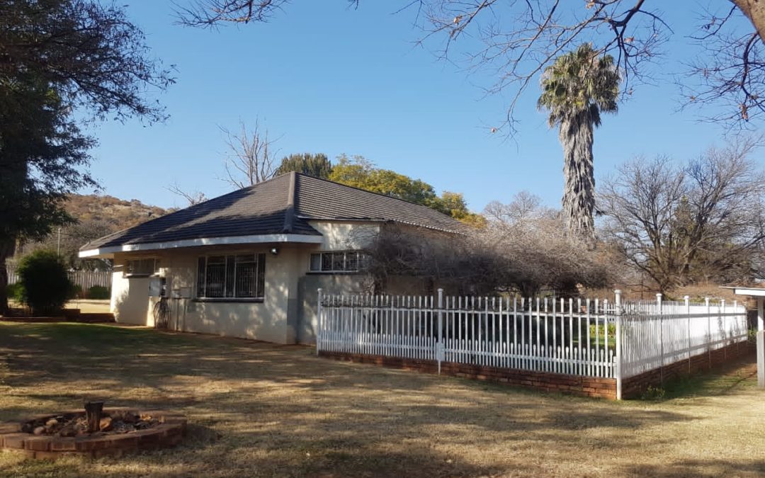 SMALLHOLDING in PRIME AREA.