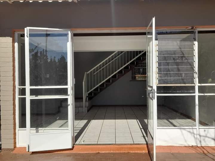 3 BEDROOM DUPLEX FOR SALE.