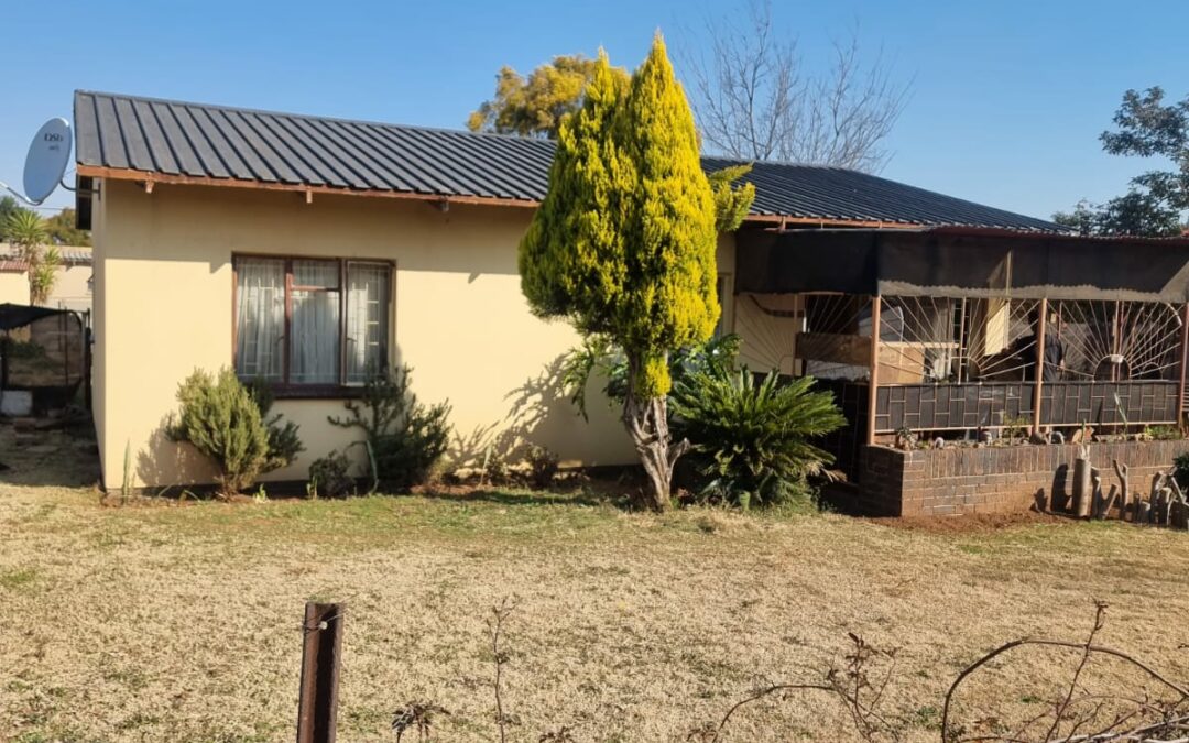 AFFORDABLE 3 BEDROOM HOUSE FOR SALE.